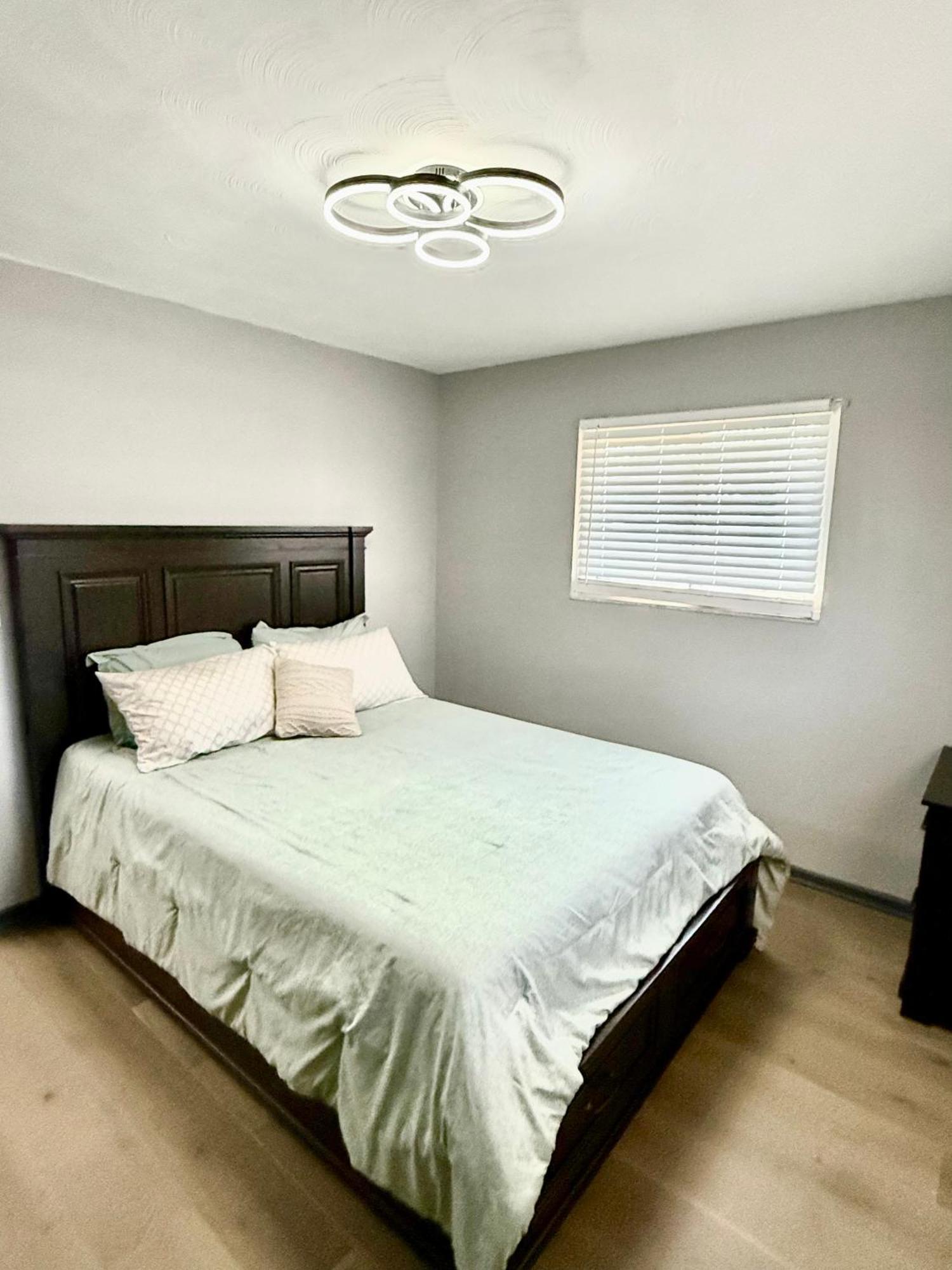 Delightful 3 Bedroom Home Indianapolis Kültér fotó